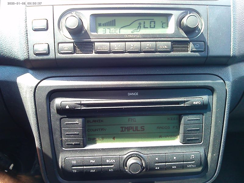 Škoda Roomster (2010) 1.2HTP, 51kW, klima, tažné - fotka 19 z 28