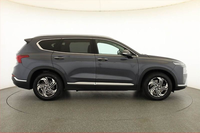Hyundai Santa Fe (2022) 2.2 CRDi - fotka 6 z 21
