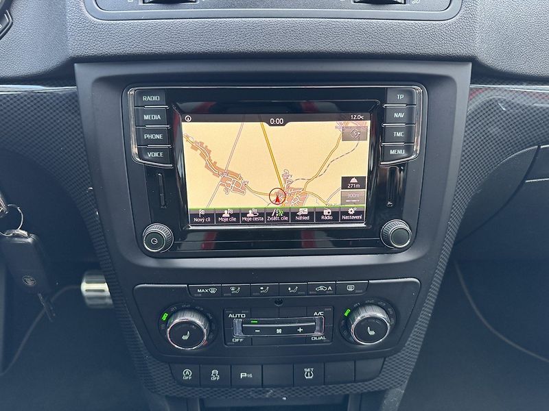 Škoda Yeti (2015) 1.4TSi DSG 92kW Monte Carlo - fotka 9 z 50