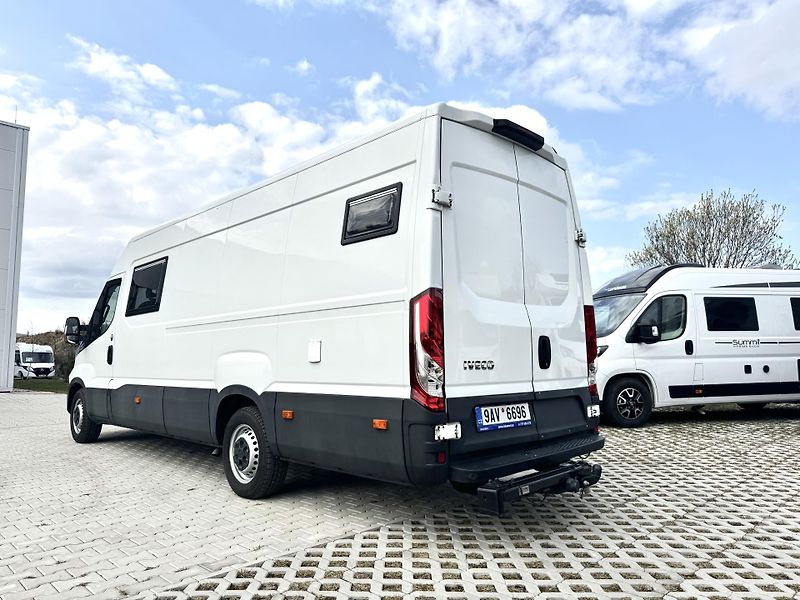 Iveco (2019) prostorná vestavba pro 4, 3,5t - fotka 5 z 36