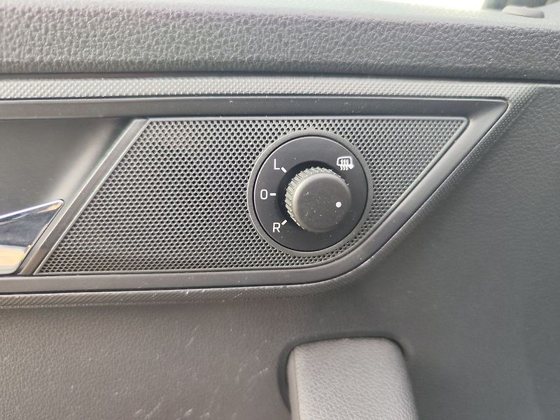 Škoda Fabia 1.4 TDi/66kW Ambition - fotka 24 z 25