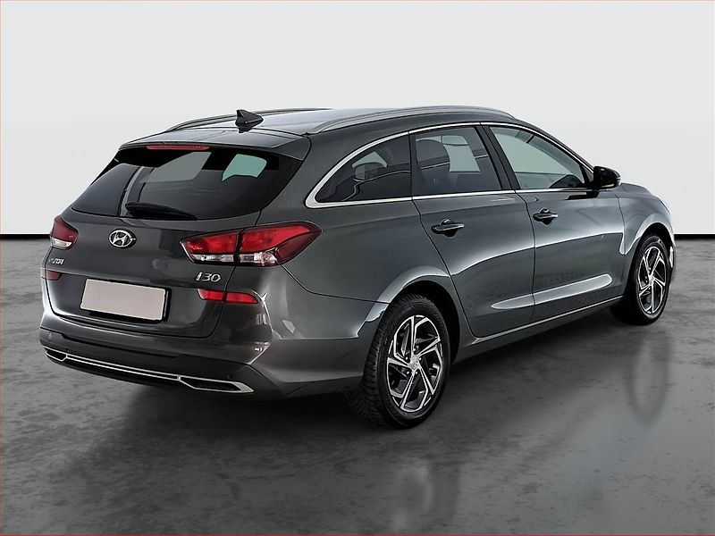 Hyundai i30 (2023) Smart 1.0 T-GDI - fotka 5 z 19