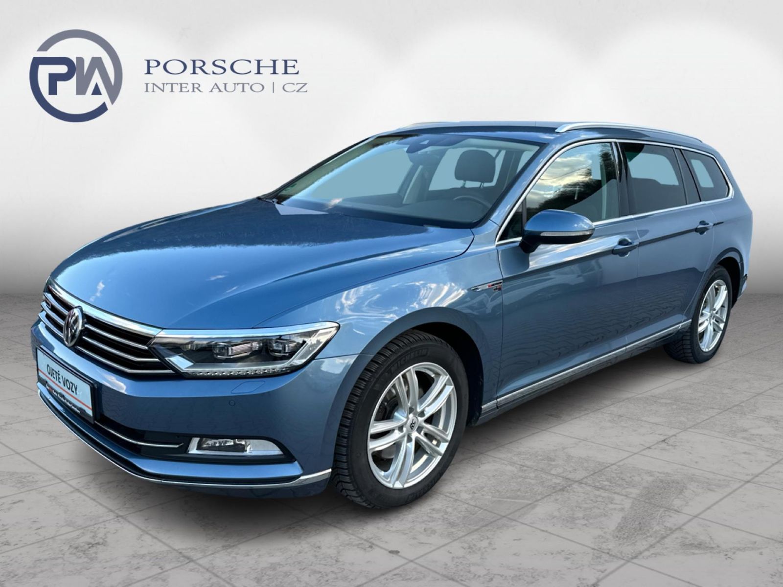 Volkswagen Passat 2,0 TDi 140kW HIGHLINE R-LINE