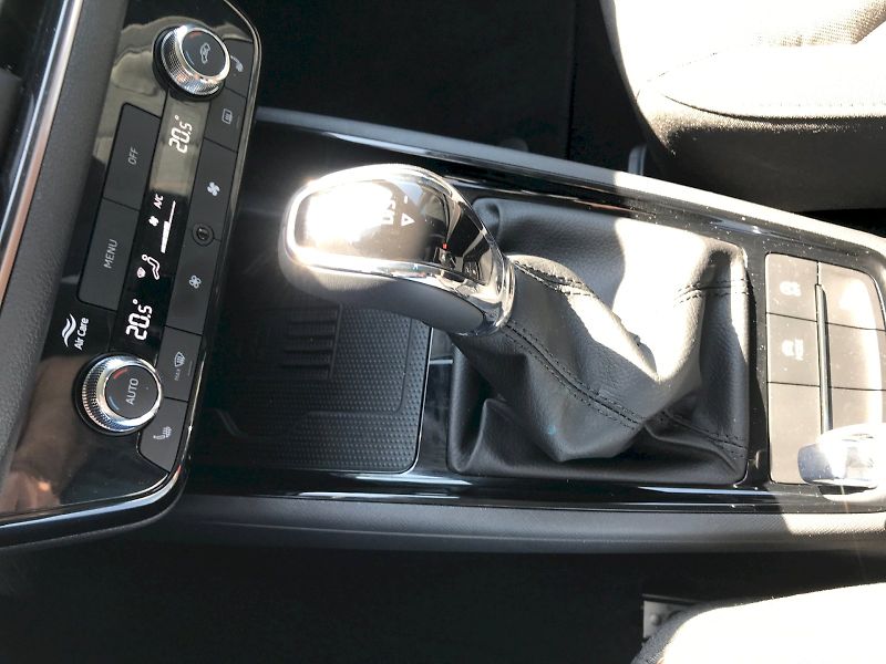 Škoda Scala (2025) SELEC TSI 110/1.5 A7F - fotka 7 z 25
