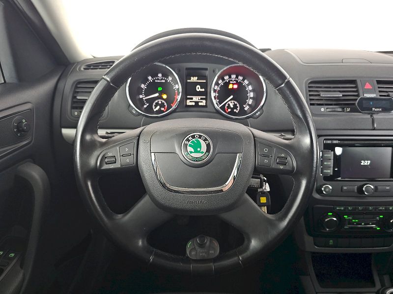 Škoda Yeti (2011) 1.4TSI 90kW EXPERIENCE NAVI XE - fotka 8 z 24