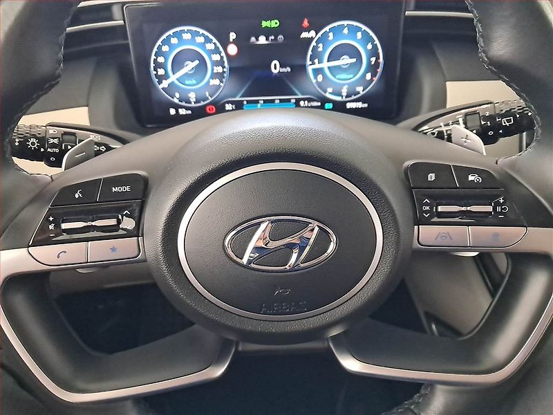 Hyundai Tucson (2022) 1.6 T-GDI - fotka 19 z 19