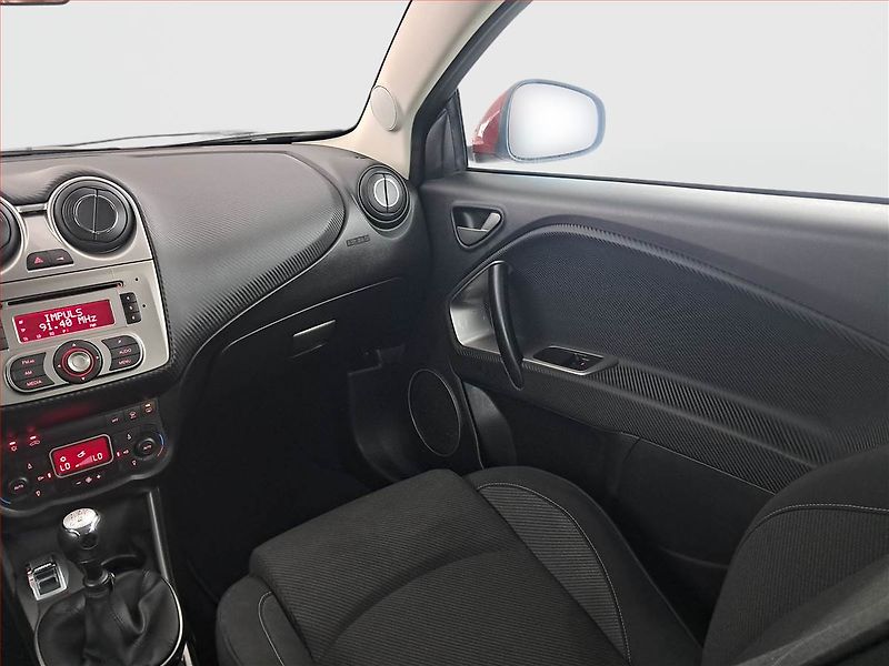 Alfa Romeo MiTo (2009) 1.4 T MultiAir, jezdí výborně - fotka 8 z 16