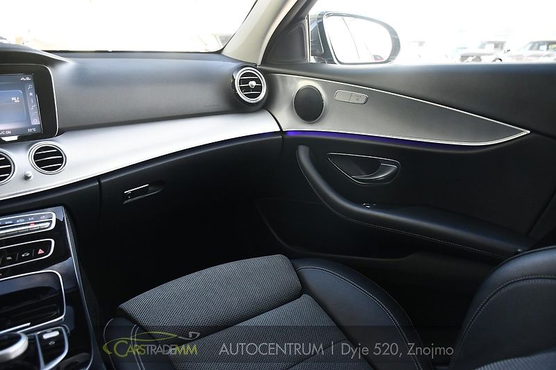 Mercedes-Benz Třídy E 250 - fotka 22 z 53