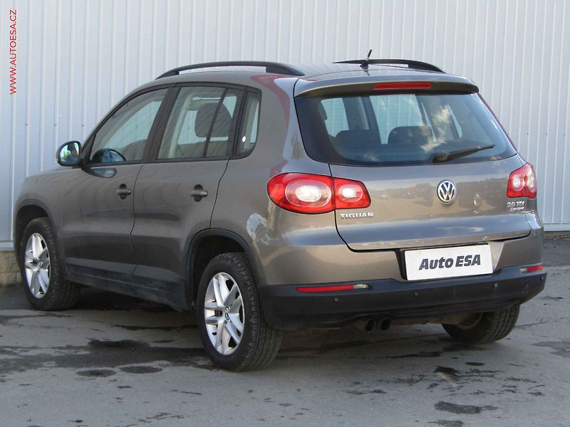 Volkswagen Tiguan (2010) 2.0TDi 4Motion, AC, tažné - fotka 6 z 16