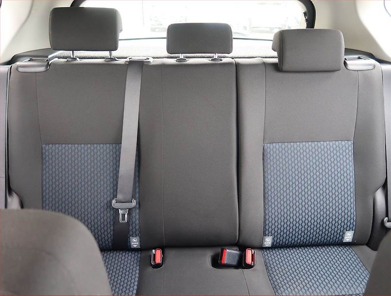 Toyota Auris (2013) 1.3 Dual VVT-i - fotka 10 z 14