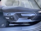 Volkswagen Golf (2019) 1.6TDI, masáž, autoAC - náhled 14