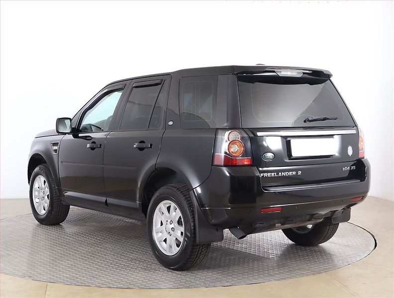 Land Rover Freelander (2014) 2.2 TD4, Tempomat - fotka 4 z 18