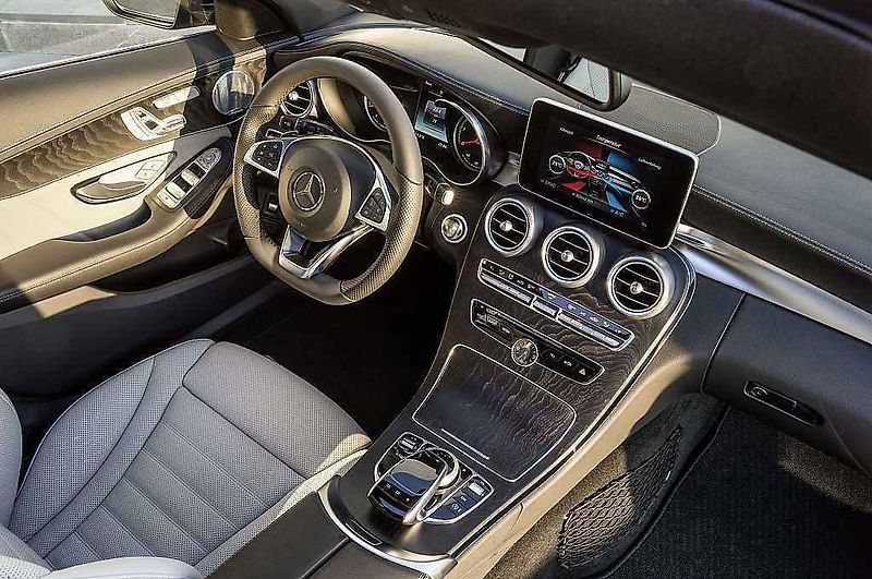 Mercedes-Benz třídy C Kombi.