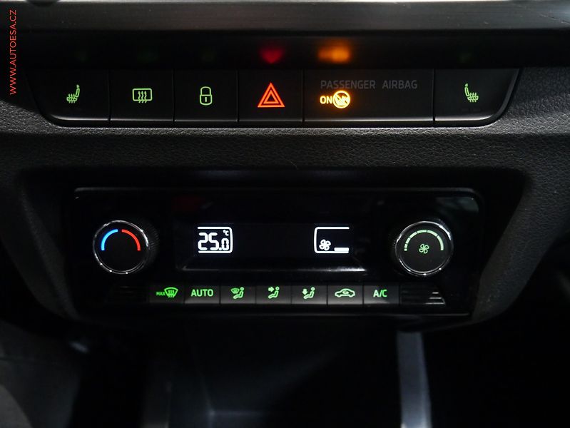 Škoda Fabia (2015) 1.4 TDi, ČR, Style - fotka 16 z 17