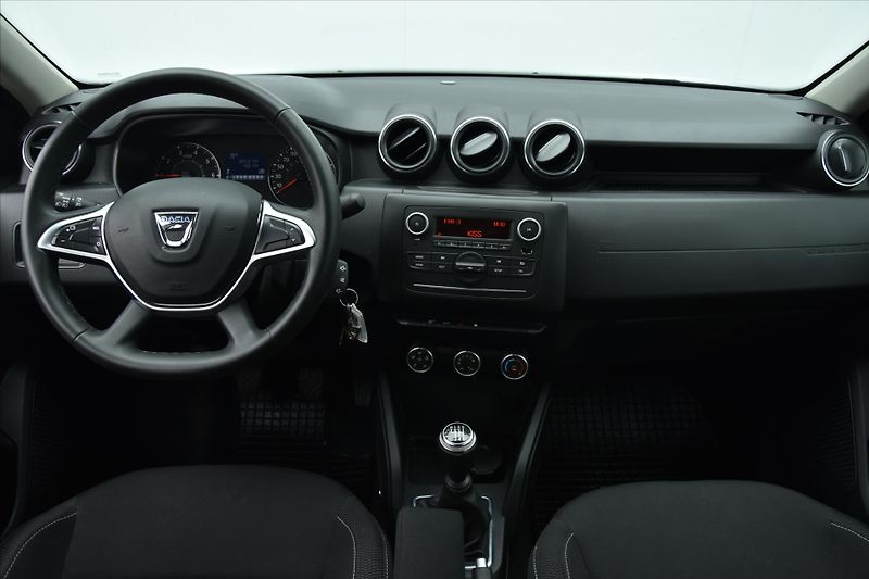 Dacia Duster 1.0TCe 67kW 1. MAJITEL ČR - fotka 12 z 21