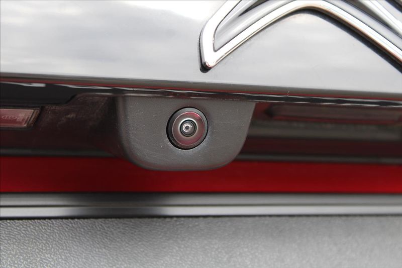 Citroën C4 1,2 PT  1.MAJ,ZÁRUKA,29.023KM - fotka 30 z 33