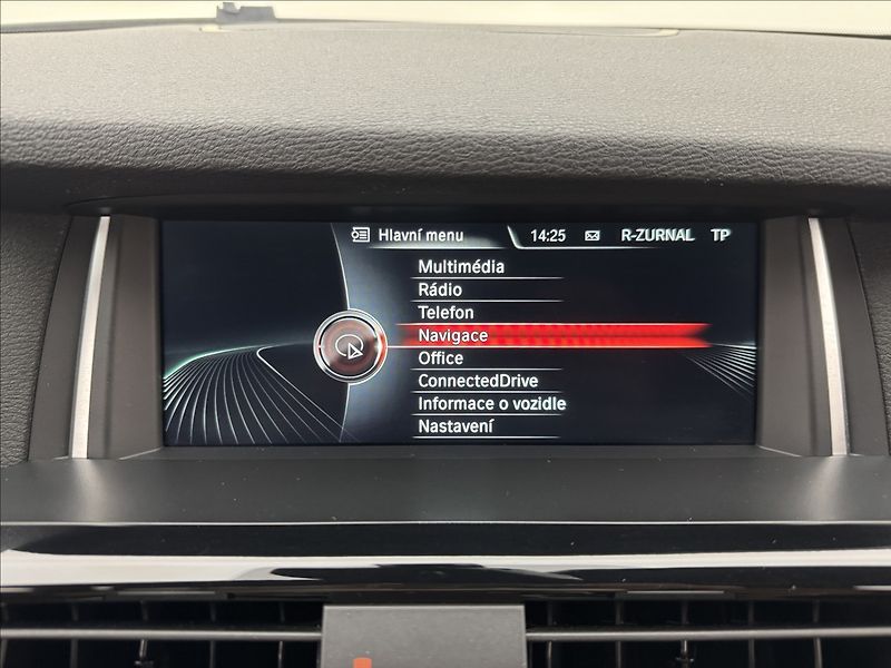 BMW X3 3,0 35d 4X4 M DPH KŮŽE LED ČR - fotka 19 z 49