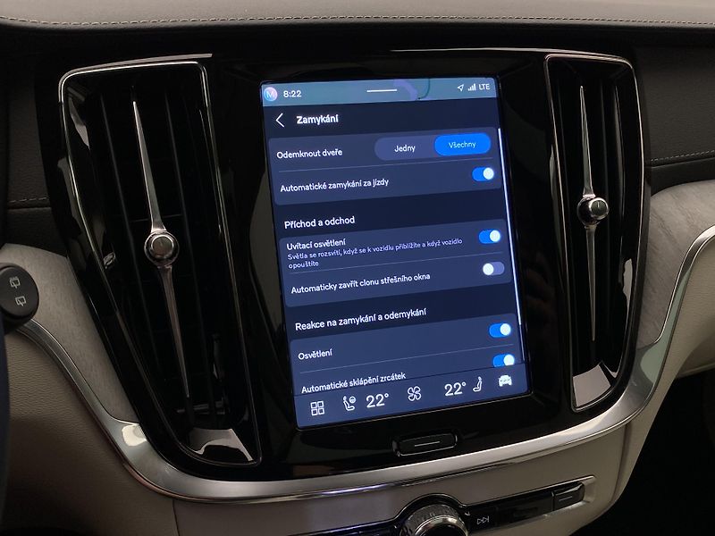 Volvo V60 T6 AWD BRIGHT ULTRA - fotka 58 z 66