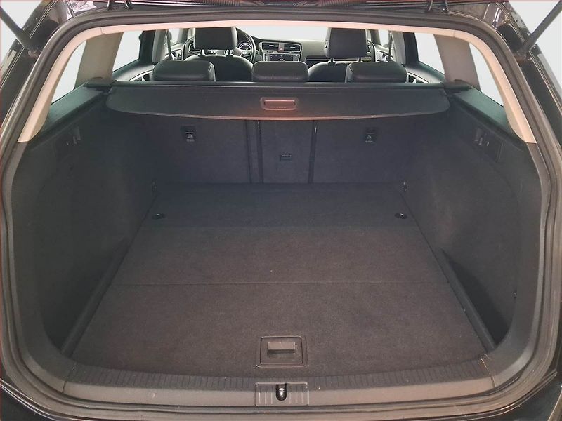 Volkswagen Golf (2014) Highline 2.0 TDI, Automat - fotka 14 z 21