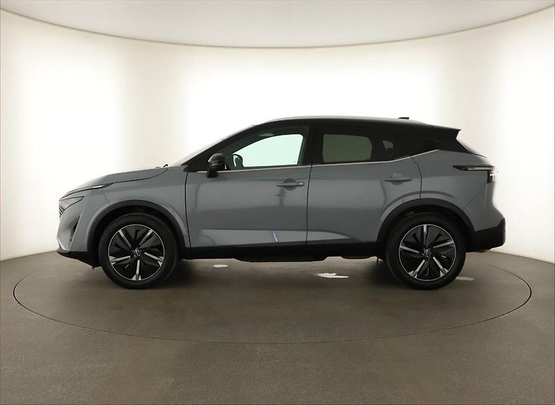 Nissan Qashqai (2026) 1.3 DIG-T MHEV, Tekna, Navigac - fotka 3 z 18