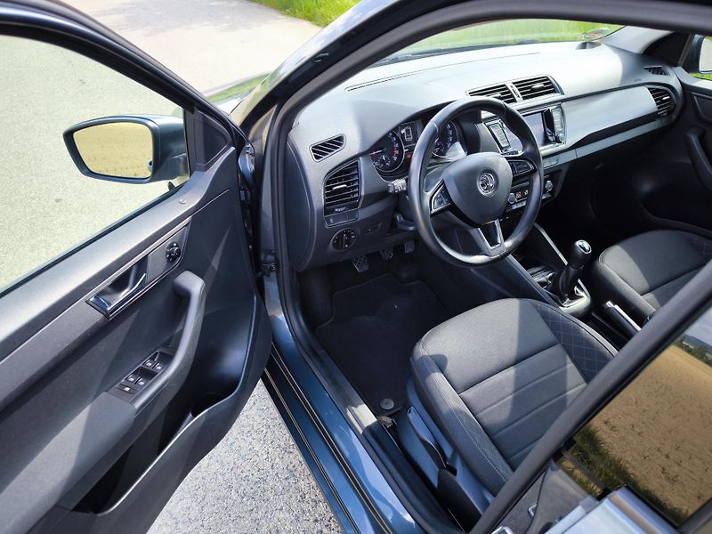 Škoda Fabia III 1,4TDI 66kW STYLE Com.1Maj - fotka 15 z 63