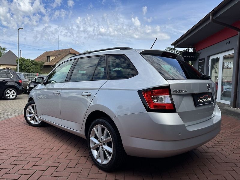Škoda Fabia (2016) 1.2TSi Joy Navi Digi Klima - fotka 3 z 48