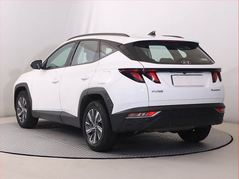 Hyundai Tucson (2021) Family 1.6 T-GDI, Serv.kniha - fotka 4 z 20