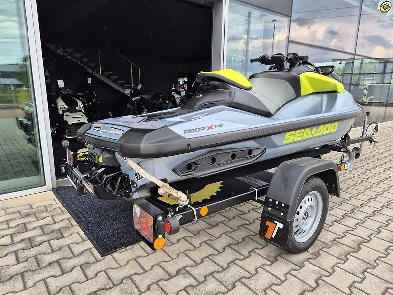 Sea Doo (2024) 21RH - RXP XRS 1-up 325hp - AK - fotka 5 z 21