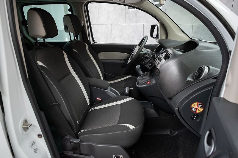 Renault Kangoo 1.6i Authentique*TAŽNÉ*KLIMA* - fotka 12 z 25
