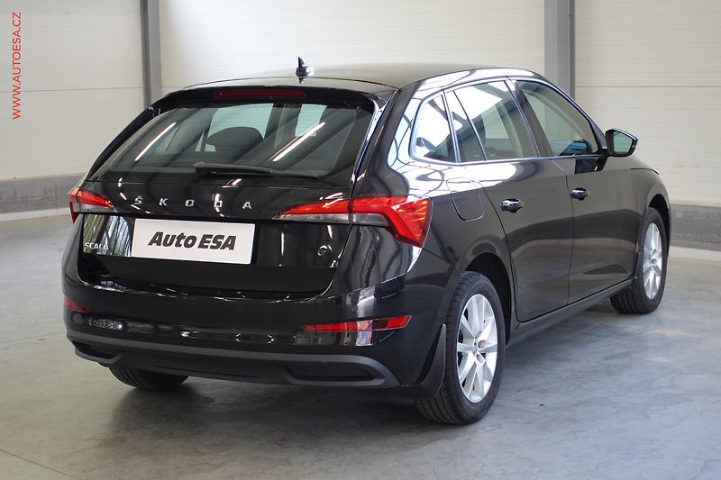 Škoda Scala (2020) 1.6TDi, Ambition, DSG - fotka 6 z 22