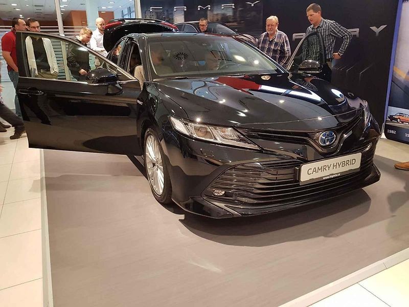 Toyota Camry míří do Česka