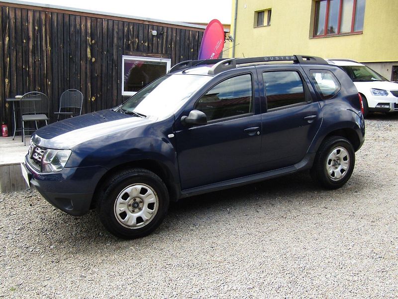 Dacia Duster (2014) 1.6 16V 77kW 4X4 - fotka 2 z 37