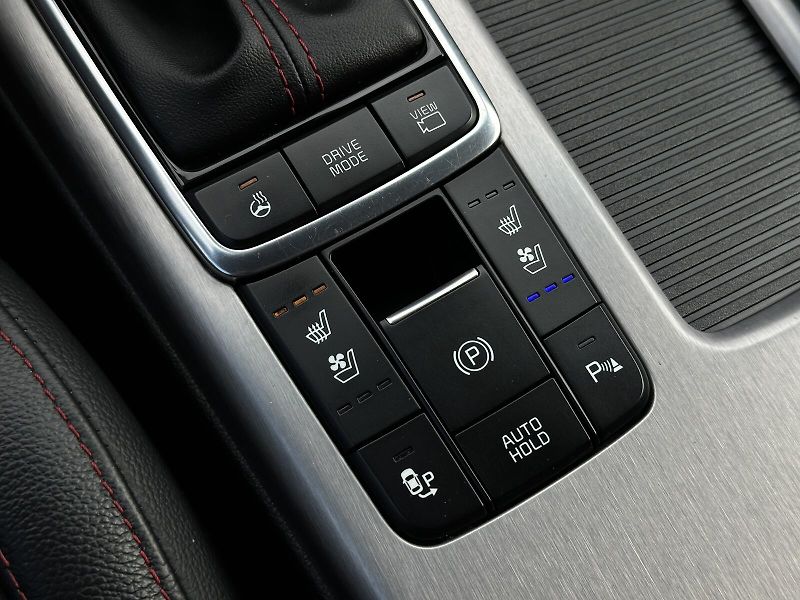 Kia Optima GT 2.0TGDi H-Matic Sportswagon - fotka 44 z 57