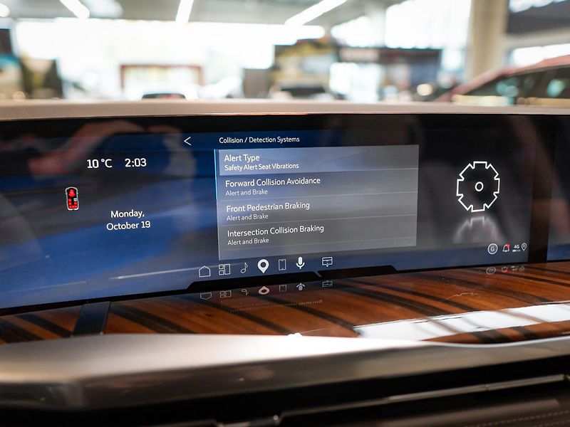 Cadillac Escalade (2026) 6.2 Premium Lux Platinum 2026 - fotka 39 z 50