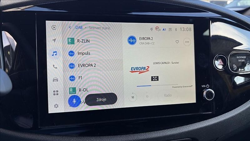 Toyota Aygo 1,5   1.5 hybrid GR Sport 85 k - fotka 12 z 19