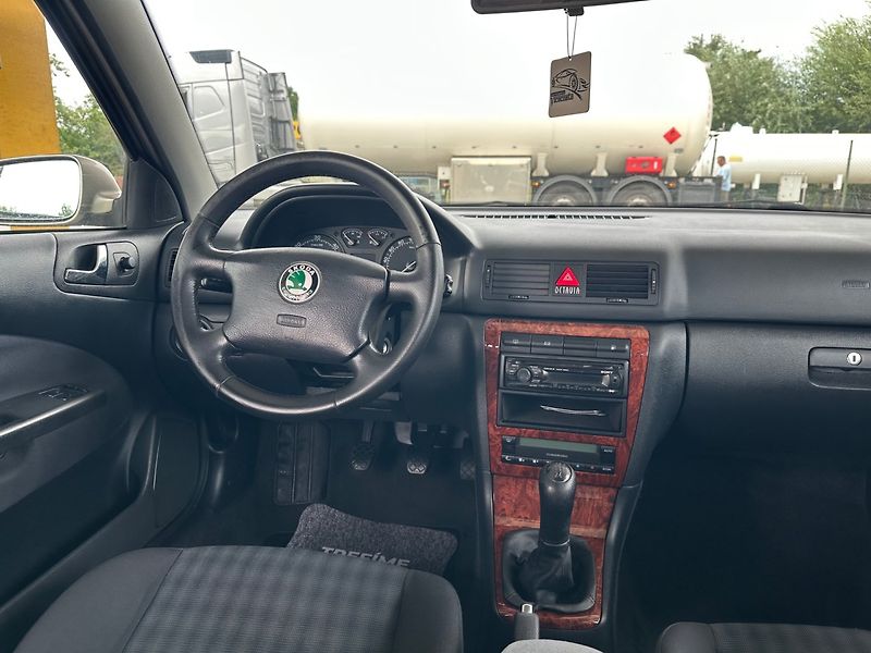 Škoda Octavia (2006) 1.9TDi GARANCE KM - fotka 8 z 13