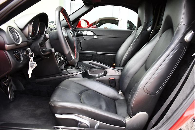 Porsche Boxster 2.7 987 PĚKNÝ STAV  - fotka 17 z 37