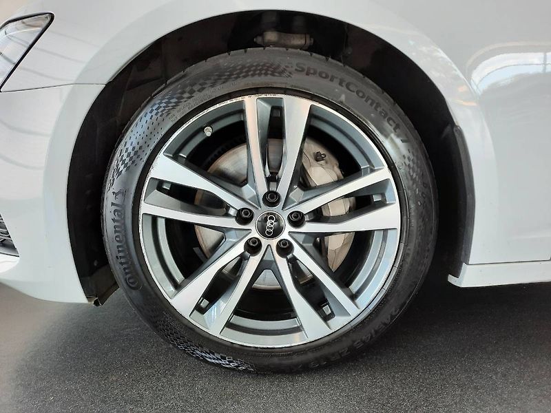 Audi A6 (2019) Avant 50 TDI quattro (210kW/28 - fotka 24 z 25