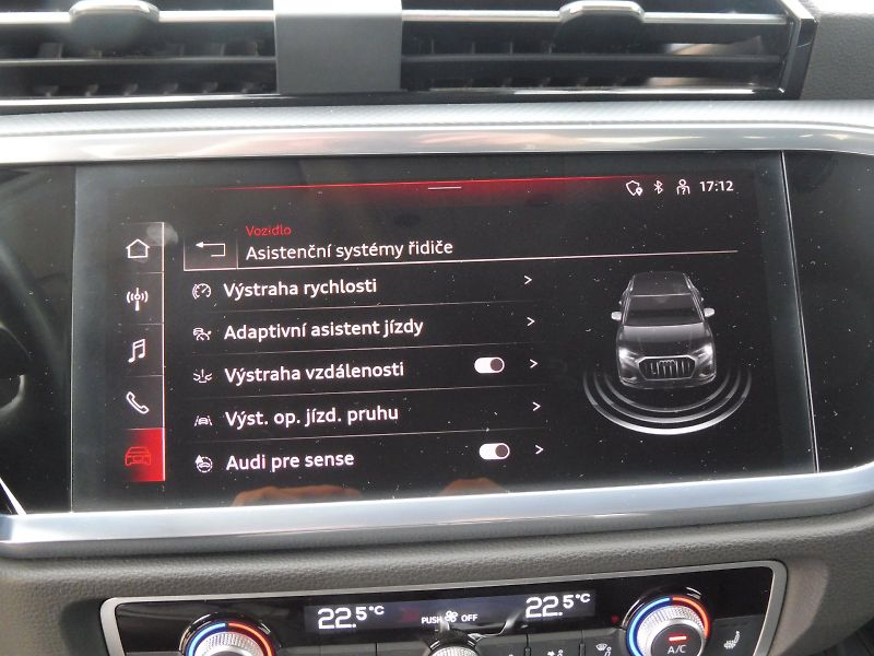 Audi Q3 (2023) 35 TFSI 110kW S-tronic, S-line - fotka 14 z 26