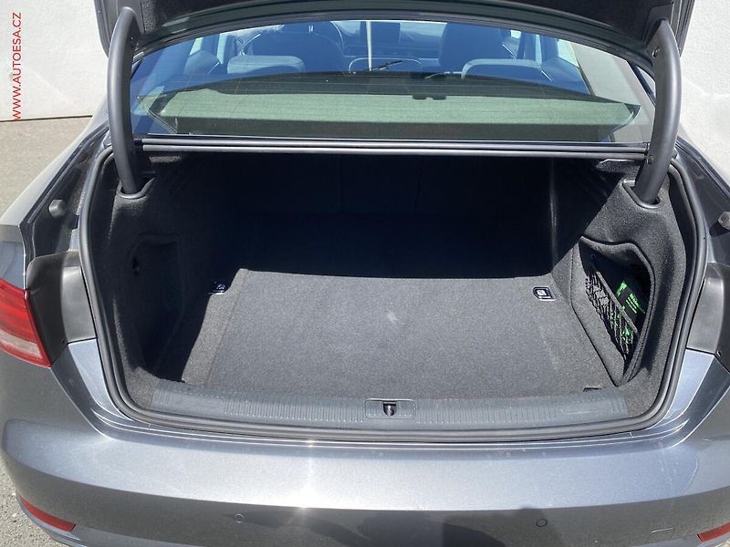 Audi A4 (2017) 1.4 TFSi, Bixen, +ALU - fotka 7 z 21