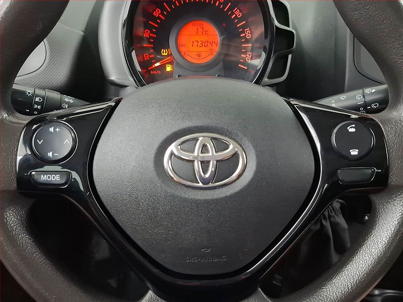 Toyota Aygo (2021) 1.0 VVT-i, LPG, Xenony - fotka 14 z 14