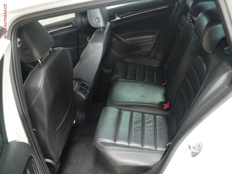 Volkswagen Golf (2016) 2.0TDi, GTD, DSG, bixenon - fotka 10 z 21