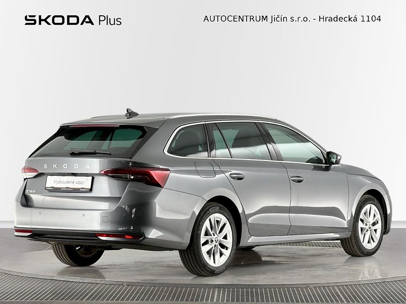 Škoda Octavia (2025) Combi DSG 2.0TDI 110kW Top Sel - fotka 2 z 31