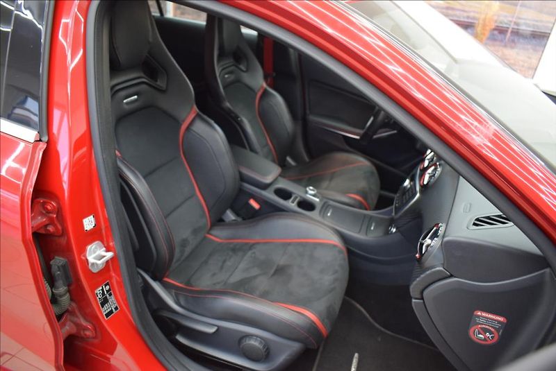 Mercedes-Benz Třídy A 2,0 i, 250 SPORT,aut,navi, - fotka 10 z 28