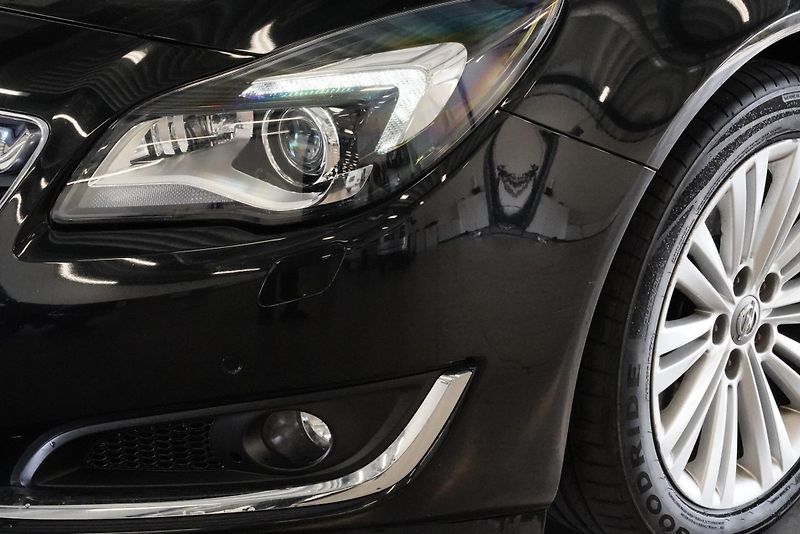 Opel Insignia - fotka 9 z 29