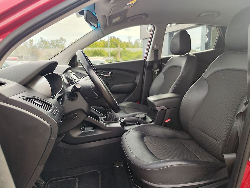 Hyundai ix35 1.7CRDI/85kW 1.Majitel - fotka 14 z 30