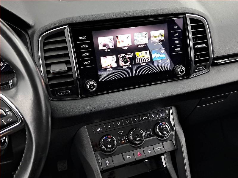 Škoda Karoq (2021) Style 1.5 TSI - fotka 12 z 28