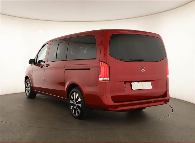 Mercedes-Benz Vito (2022) 119 CDI 4x4, Bus, 8Míst, ČR - fotka 4 z 17