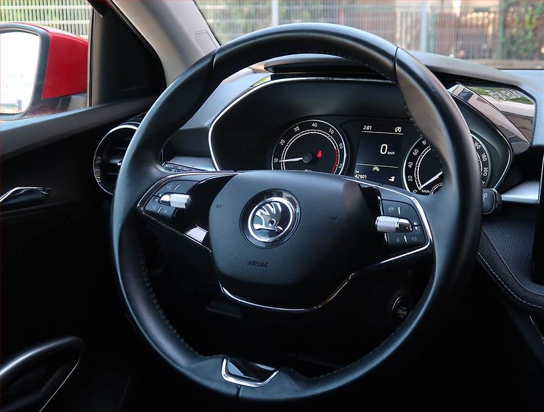 Škoda Fabia (2023) 1.0 TSI, Serv.kniha, Tempomat - fotka 16 z 18