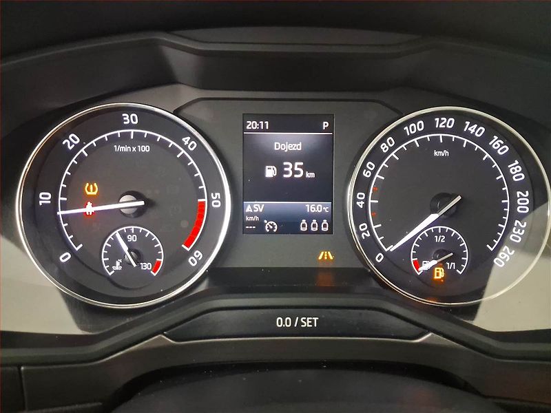 Škoda Superb (2018) Style Plus 2.0 TDI, 4X4 - fotka 11 z 16